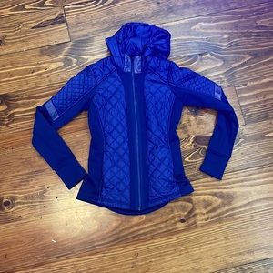 Athleta light puffer jacket size xs